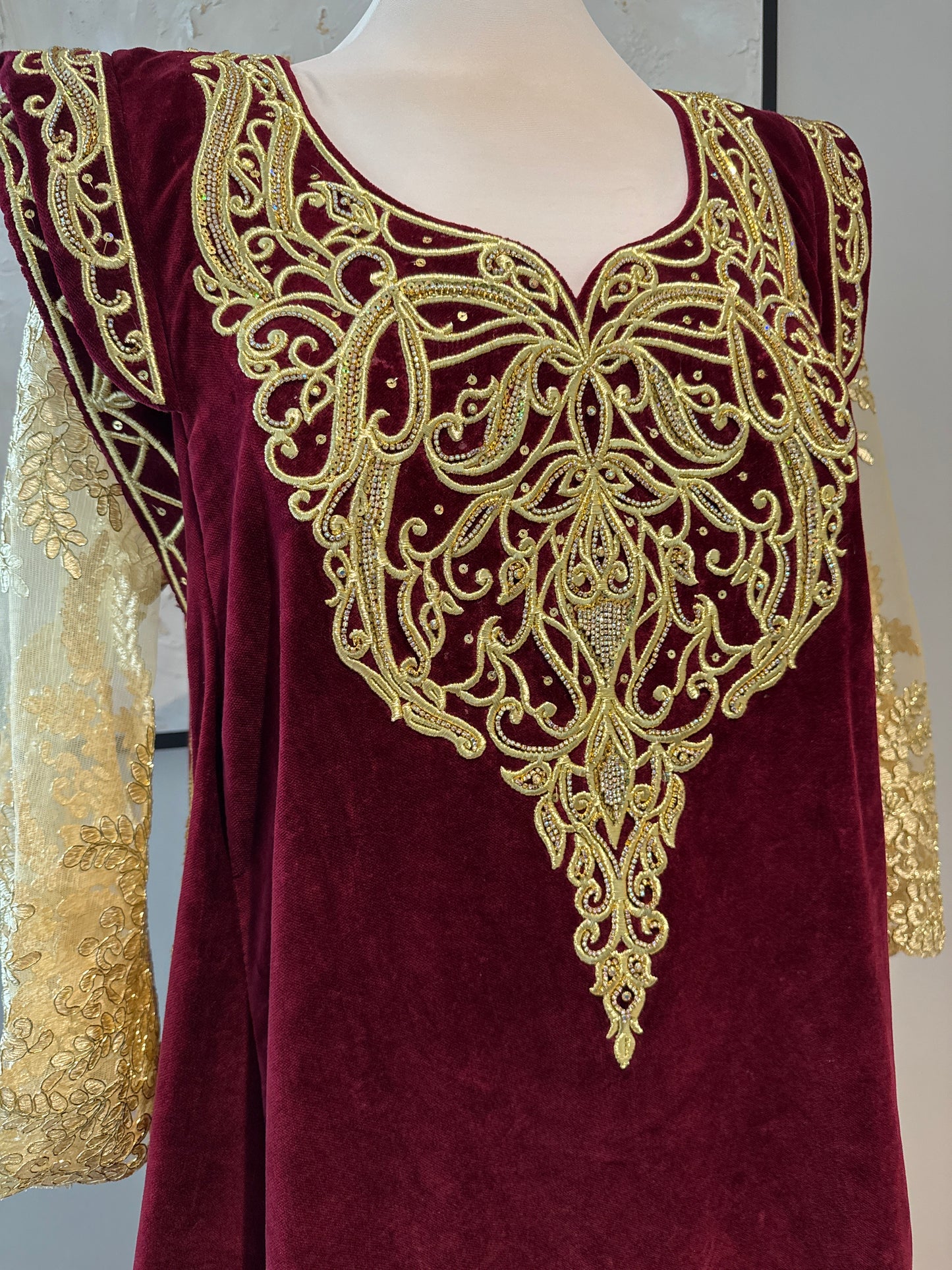 Fergani Mejboud rouge bordeaux