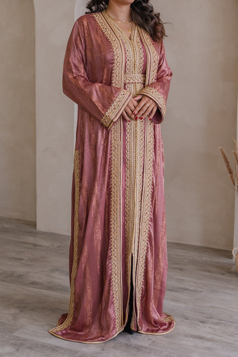 TAKCHITA JAWHARA YASMINE - TERRACOTTA
