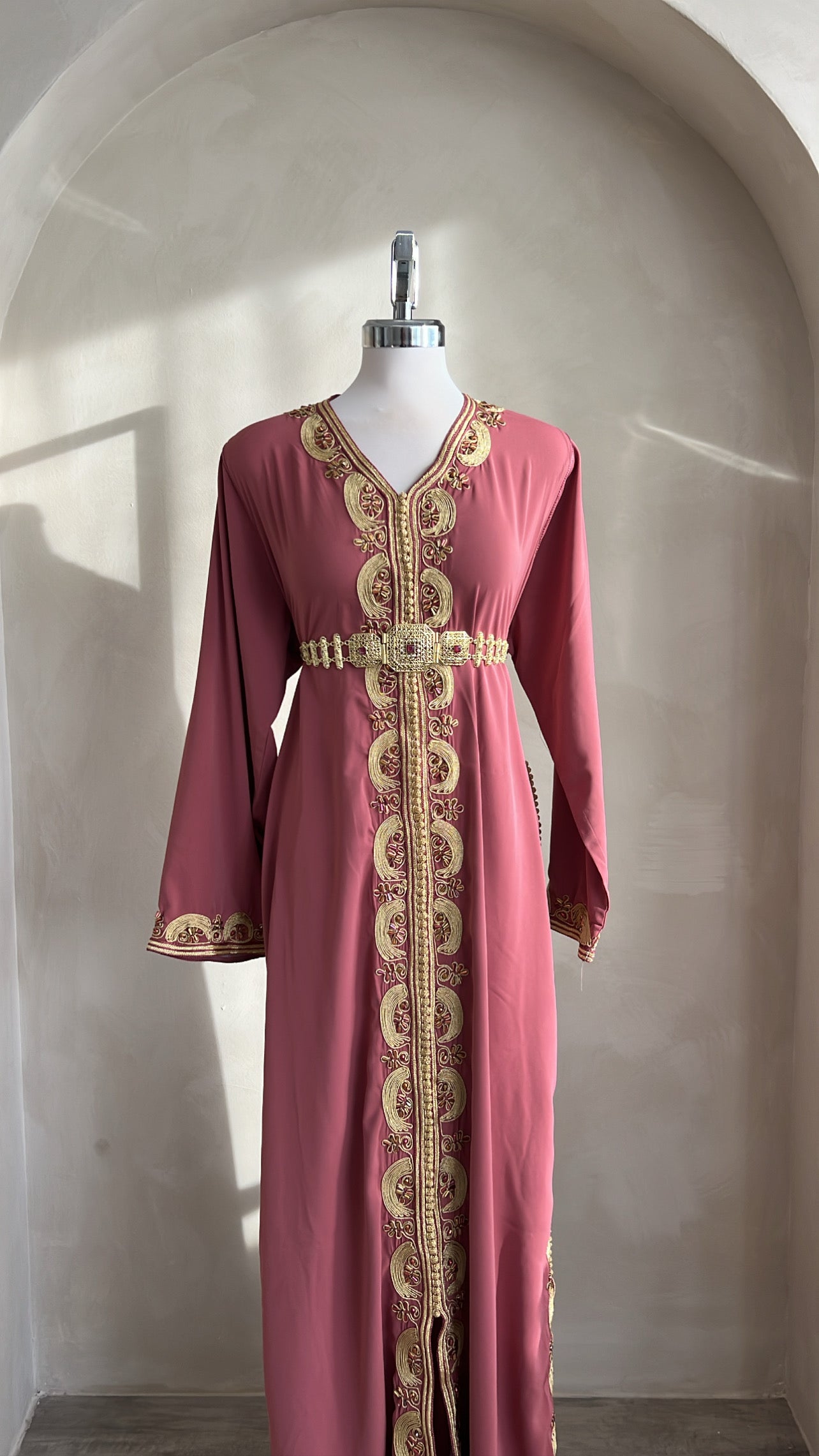 CAFTAN TASNIM ROSE POUDRÉ