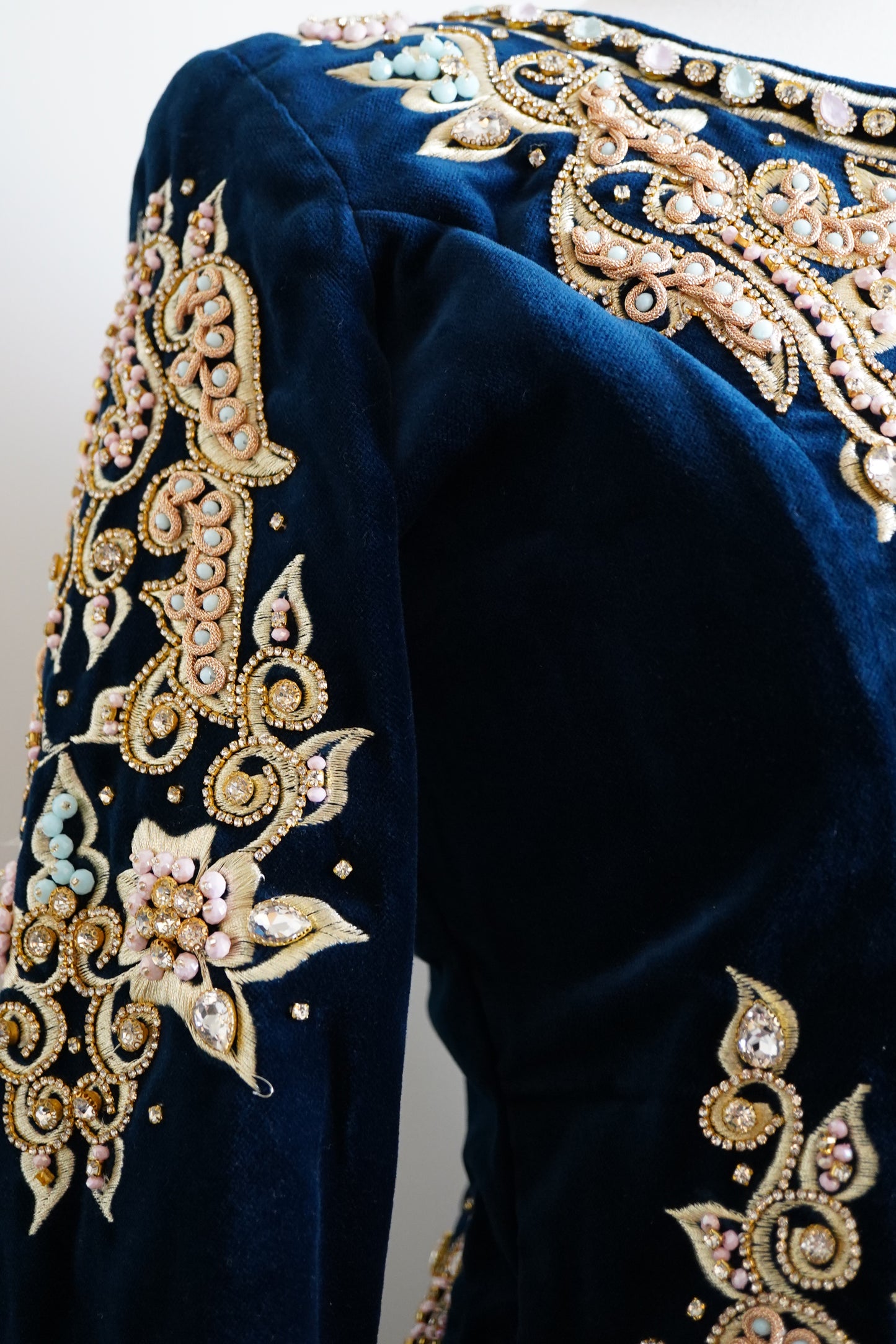 KARAKOU NORHÈNE BLEU NUIT