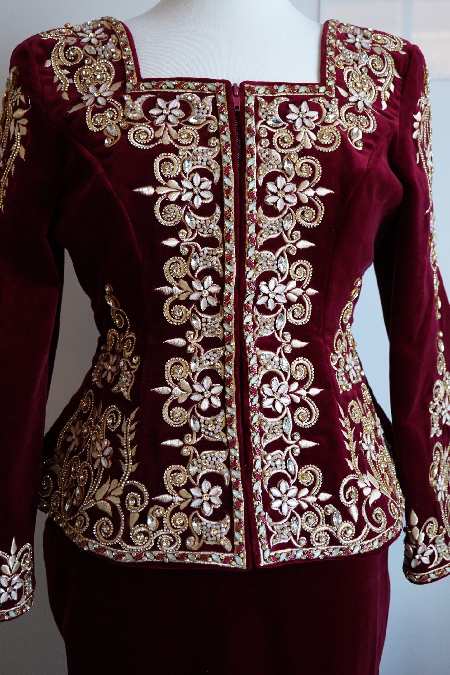 KARAKOU LOUISA BORDEAUX