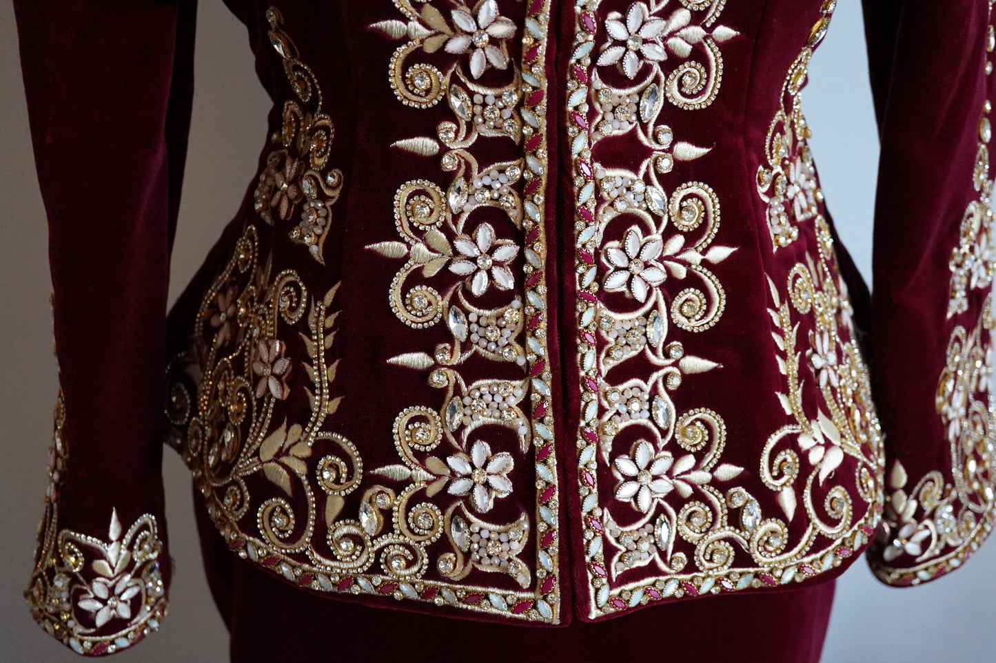 KARAKOU LOUISA BORDEAUX