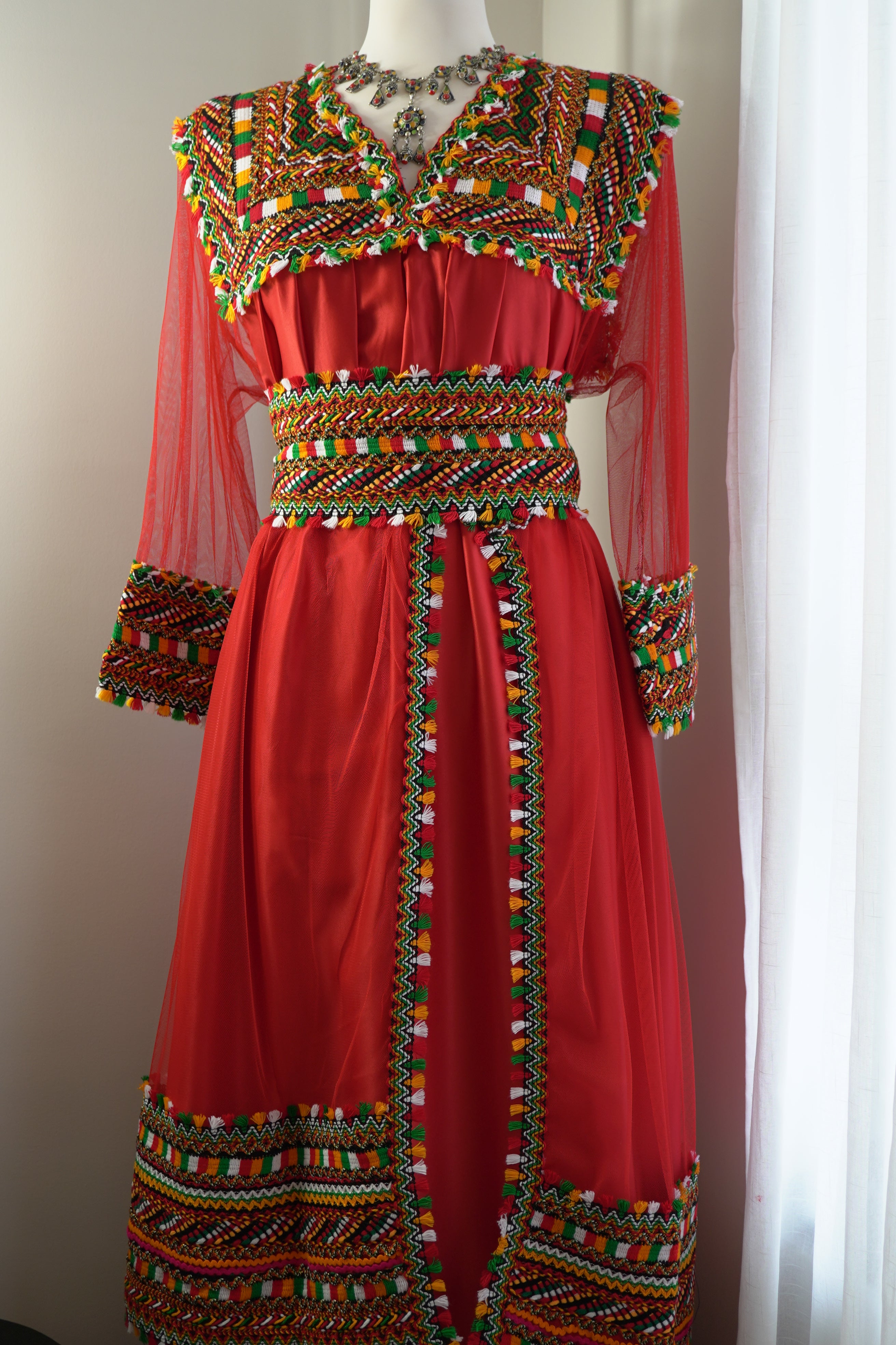 ROBE KABYLE MELISSA ROUGE Narimane Haute Couture