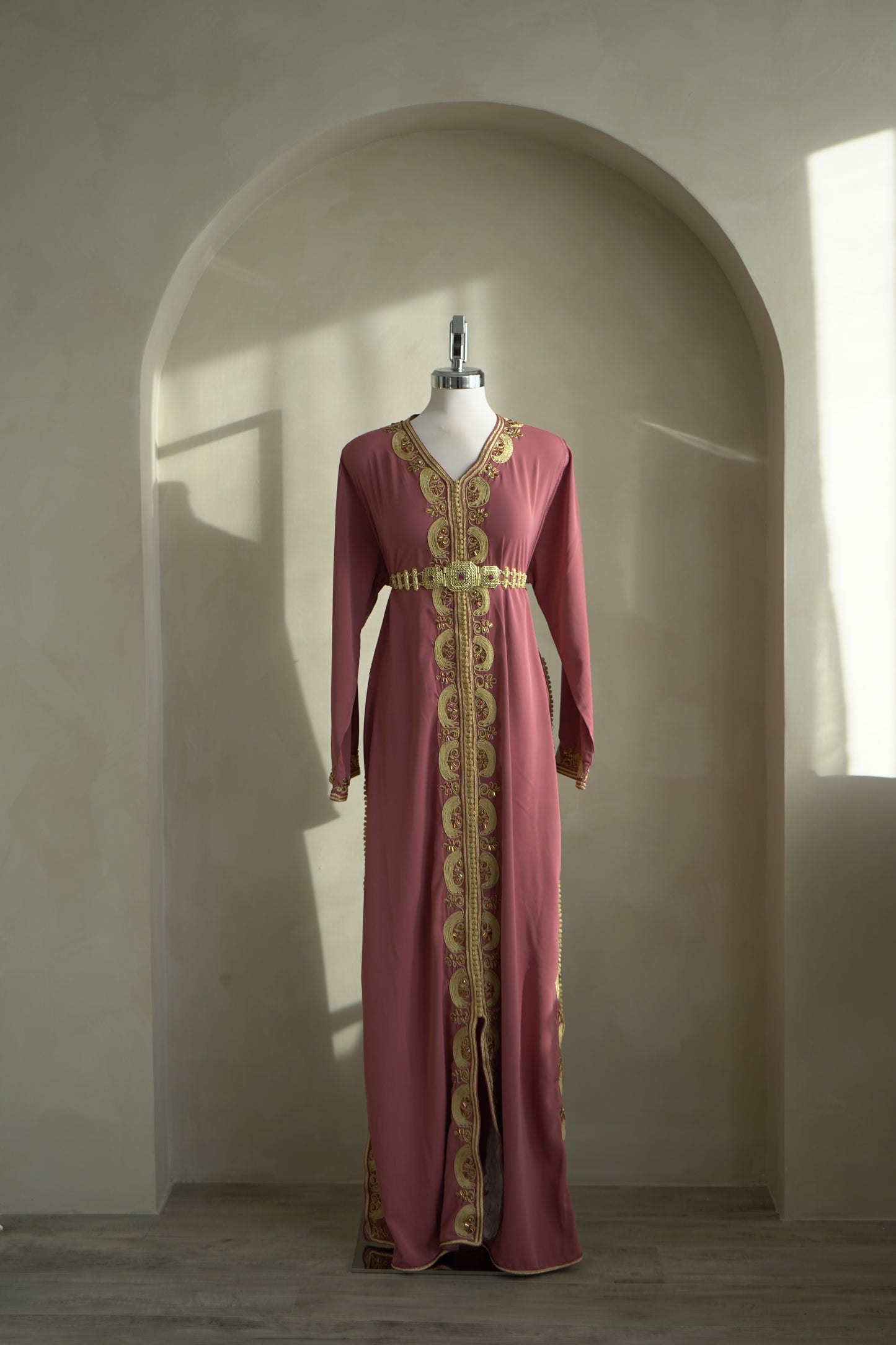 CAFTAN TASNIM ROSE POUDRÉ