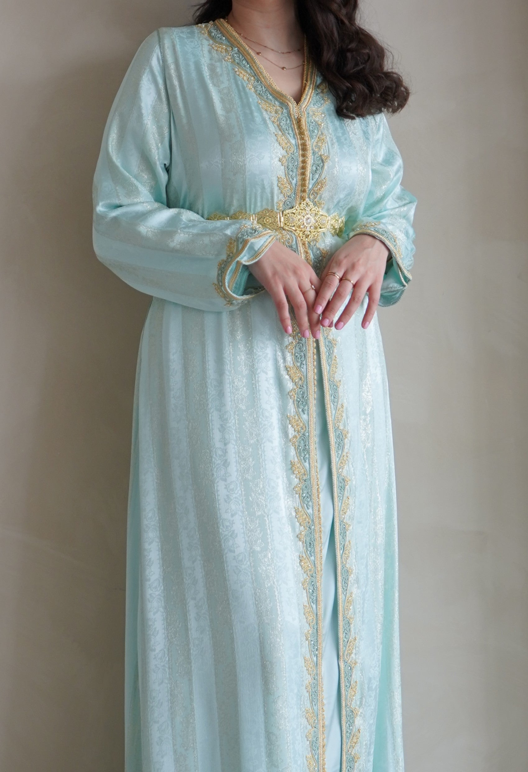 Kabyle Broderie Robe Kabyle Bleu Ciel TAKCHITA JAWHARA BLEU CIEL