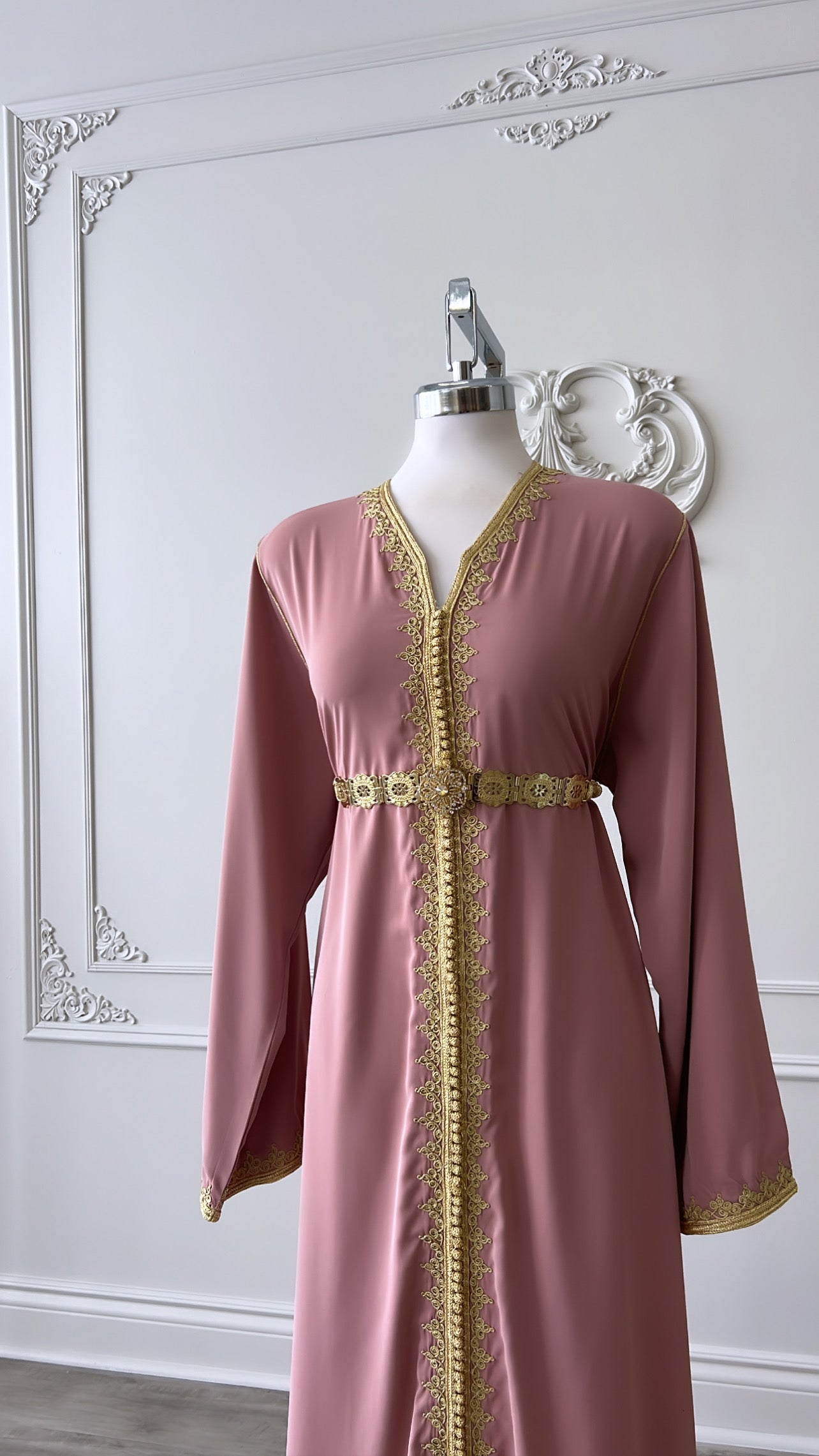 CAFTAN NAWAL ROSE POUDRÉ